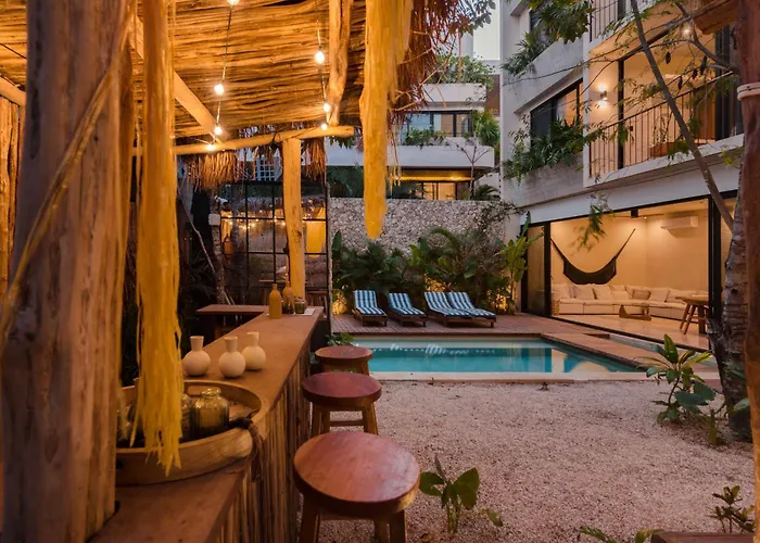 Luxury 5 Bedroom Pool Tiki Bar & Outdoor Gym * Tulum