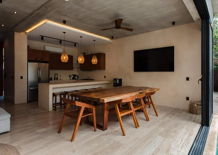 Luxury 5 Bedroom Pool Tiki Bar & Outdoor Gym Tulum